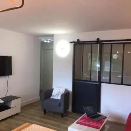 Biarritz, 1 Piece, 3 Personnes - Fr-1-248-3 *